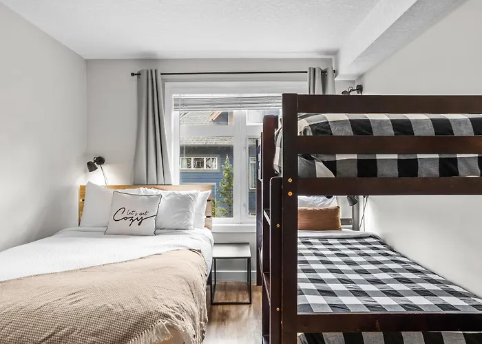 Charming 1 Bdrm Plus Loft With Views Managed By Little Sister Getaways