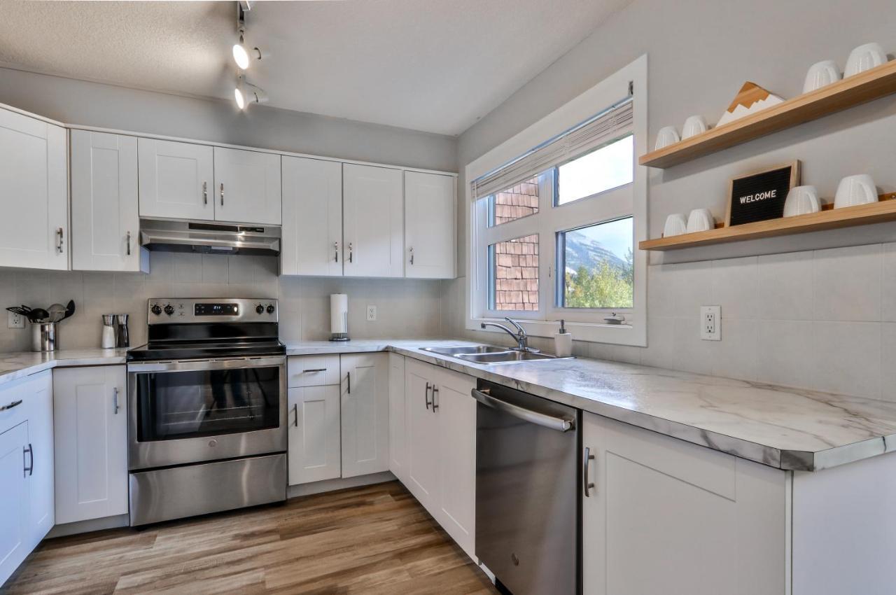 Apartment Charming 1 Bdrm Loft With Views Managed By Little Sister Getaways Canmore