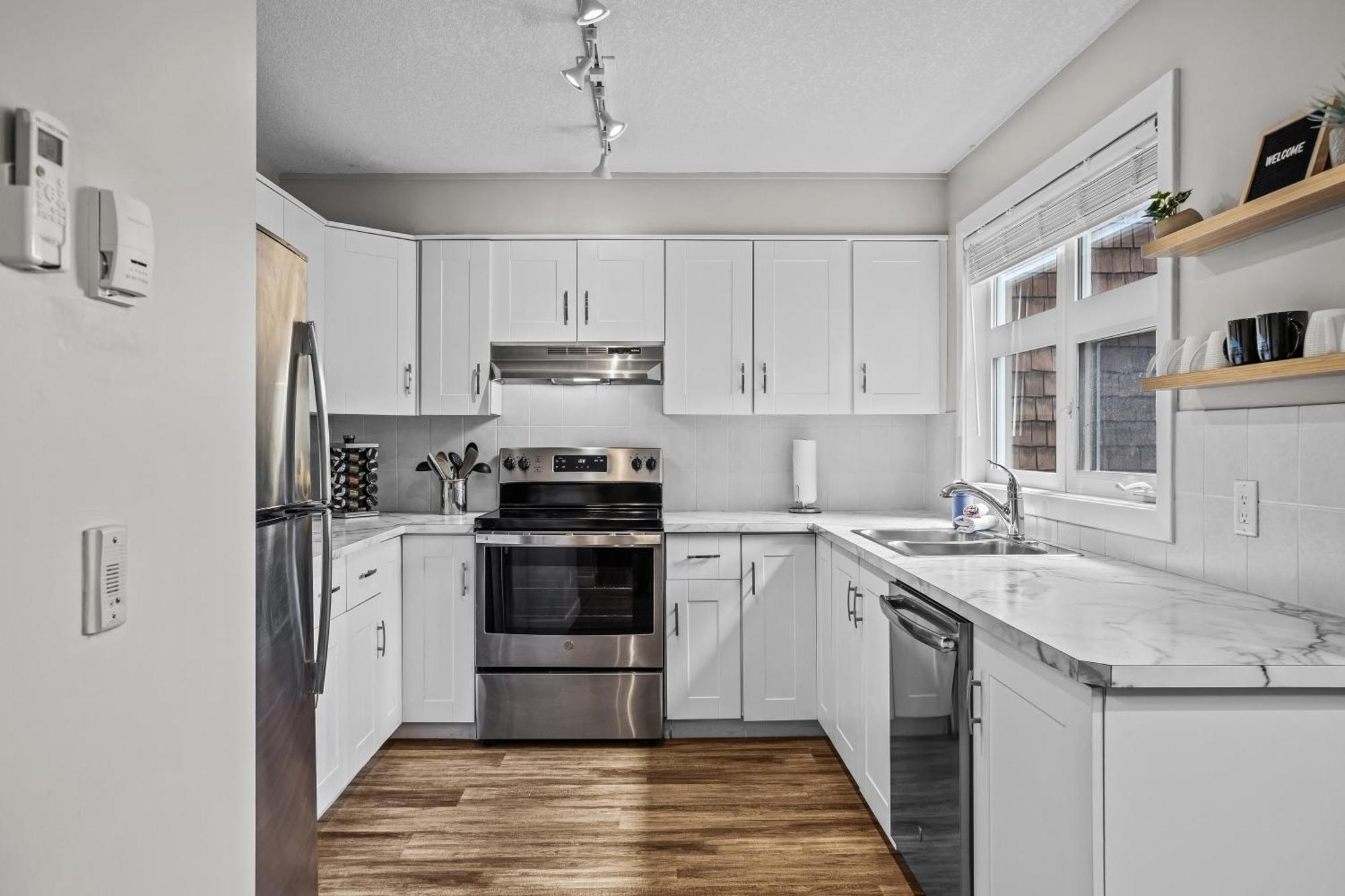 Charming 1 Bdrm Loft With Views Managed By Little Sister Getaways Apartment *