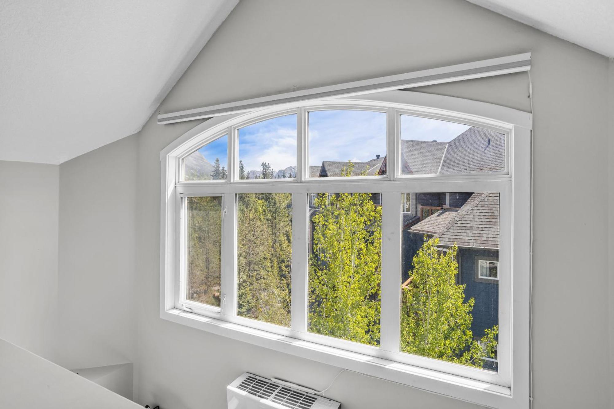 Charming 1 Bdrm Loft With Views Managed By Little Sister Getaways Apartment *